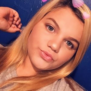 Meet your Posher, Laney